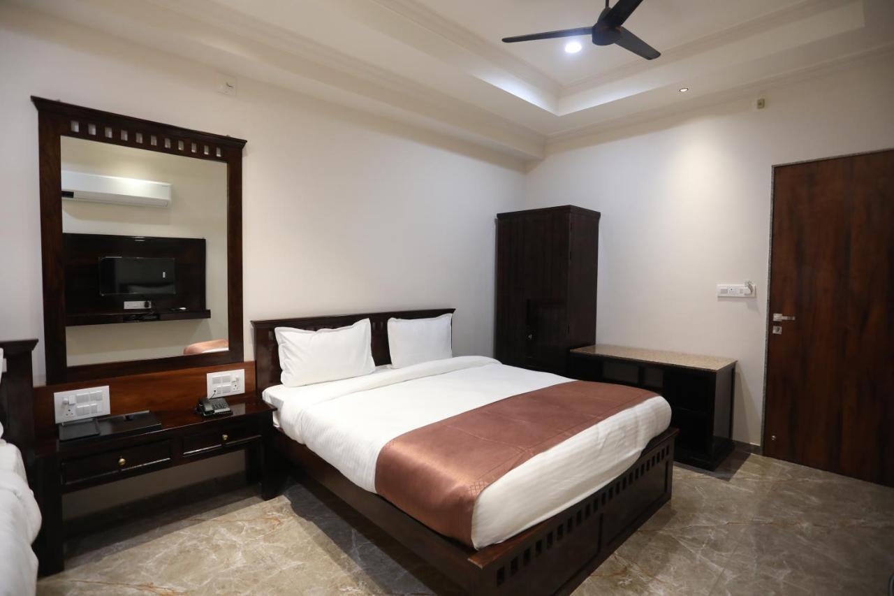 Chandan Kasturi Resort Dariāwad Dış mekan fotoğraf
