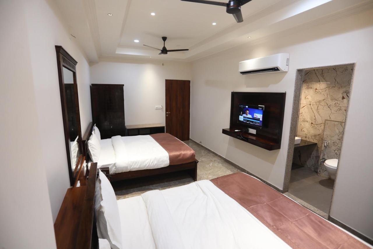 Chandan Kasturi Resort Dariāwad Dış mekan fotoğraf